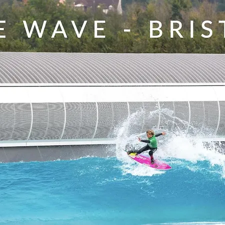 아파트 Family Near Cribbs Causeway And The Wave, Just 2 Minutes From Airbus And Rolls Royce 브리스틀